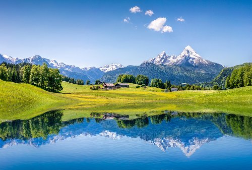 Alpine lake 