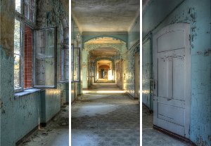 Akustikbild Slim Lost Place Flur