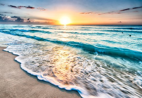 Waves on the beach 