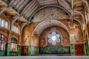 Akustikbild Slim Lost Place Halle 1