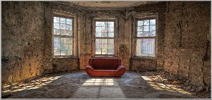 Rotes Sofa 