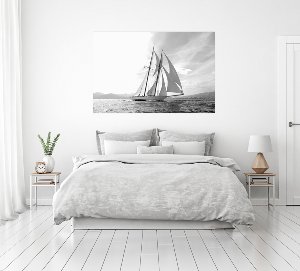 Sailing boat in black and white